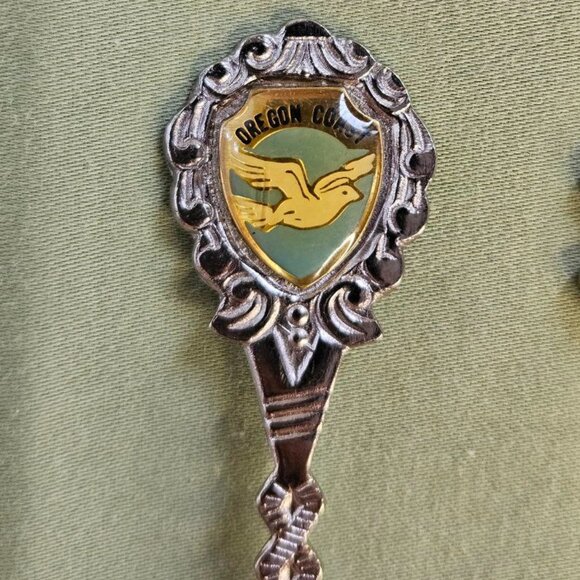 Set of 3 Vintage Souvenir & Dessert Spoons - Oregon Coast,‎ Italy and Plain - Picture 5 of 9